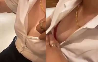 Mò Vú Em Nhân Viên Quán Hai Lúa Vú To Ti Hồng Giọng Miền Tây